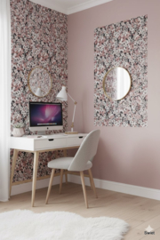 Oudroze bloemen behang