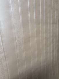Beige moiree behang