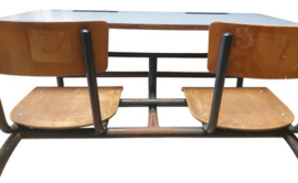 Vintage schoolbureau