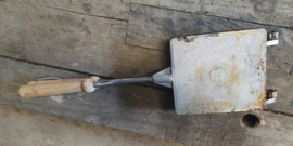 Vintage tosti ijzer voor gas