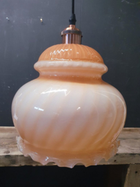 2102 Vintage opaline hanglamp
