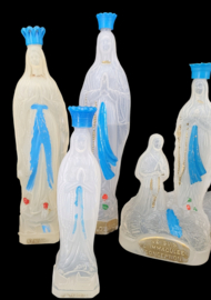Kavel Lourdes wijwaterflessen