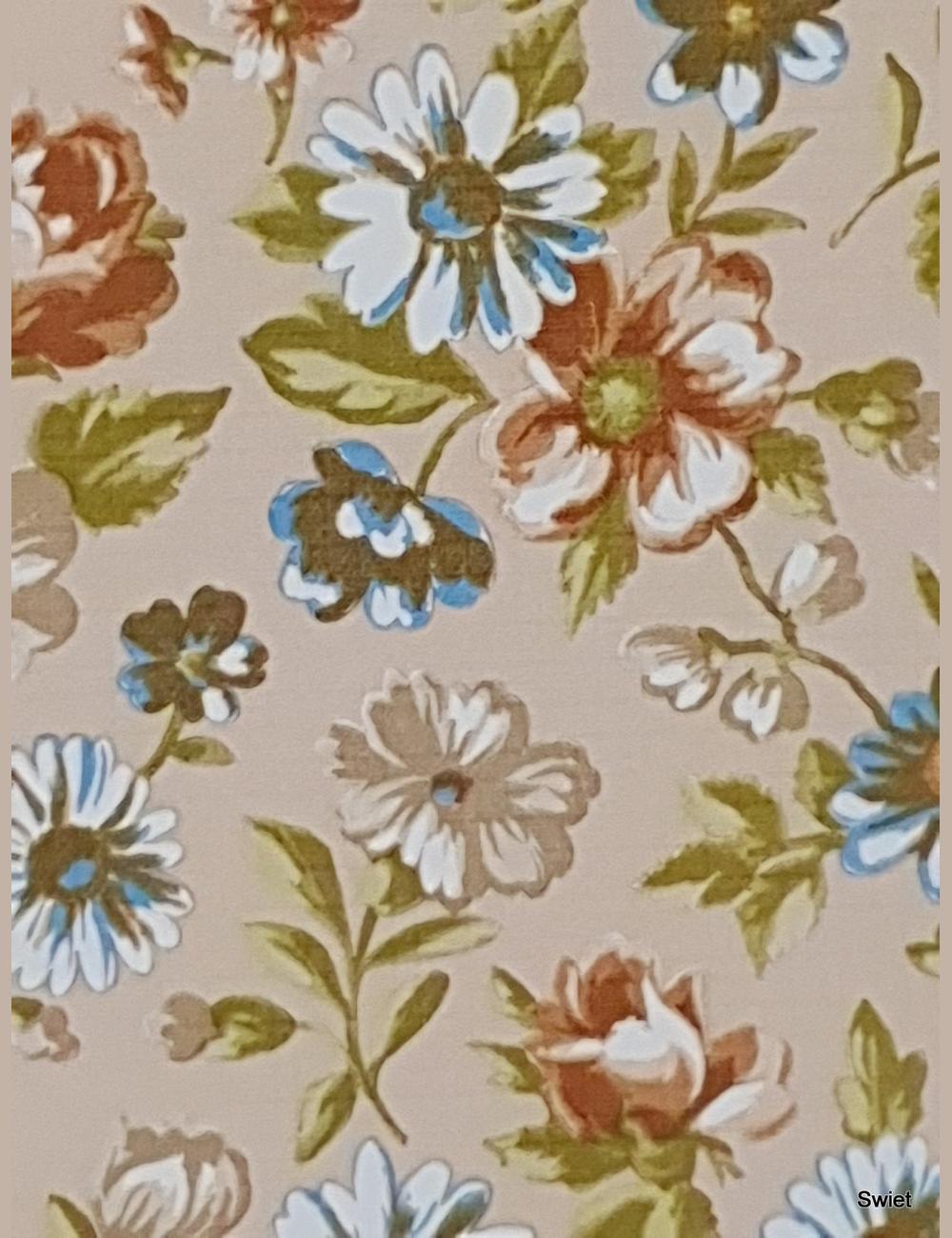 Bloemenpracht op zalm achtergrond