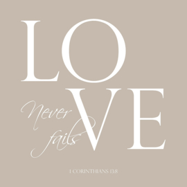 Love never fails op canvas
