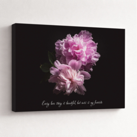 Every love story is beautiful - Canvas schilderij