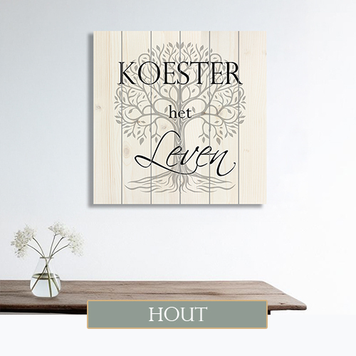 Betekenisvolle tekst op hout in interieur