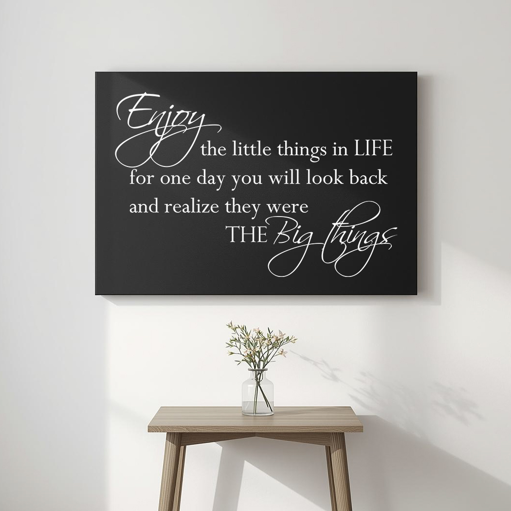 Quote op canvas aan de muur