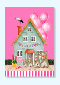 Hoera! Jullie krijgen een  meisje! Zwanger felicitatiekaart voor een derde kindje. Licht roze.
