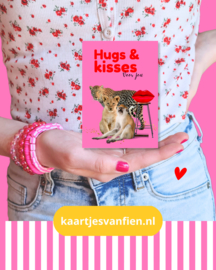 Stuur een lieve roze dieren wenskaart met een knuffel en een kus.