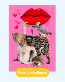 Roze dieren ansichtkaart met tijger, vogels, egel en een aap.