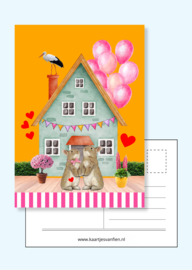Gele zwangerschaps ansichtkaart met konijntjes en roze ballonnen.
