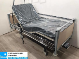376 PCS SCHELL FULL OPTION ELECTRIC HOSPITALBED NR 01A
