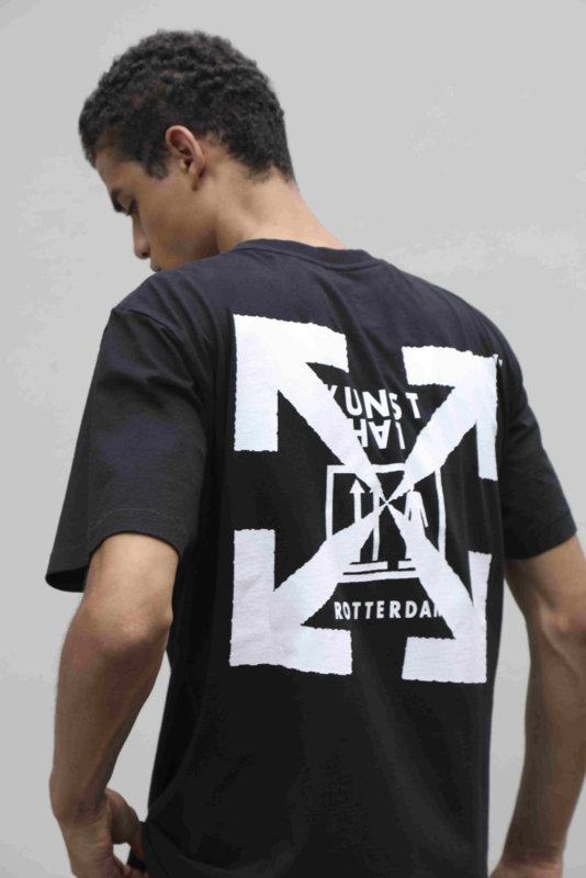 13,440円OFF-WHITE Tシャツ KUNSTHAL ROTTERDAM