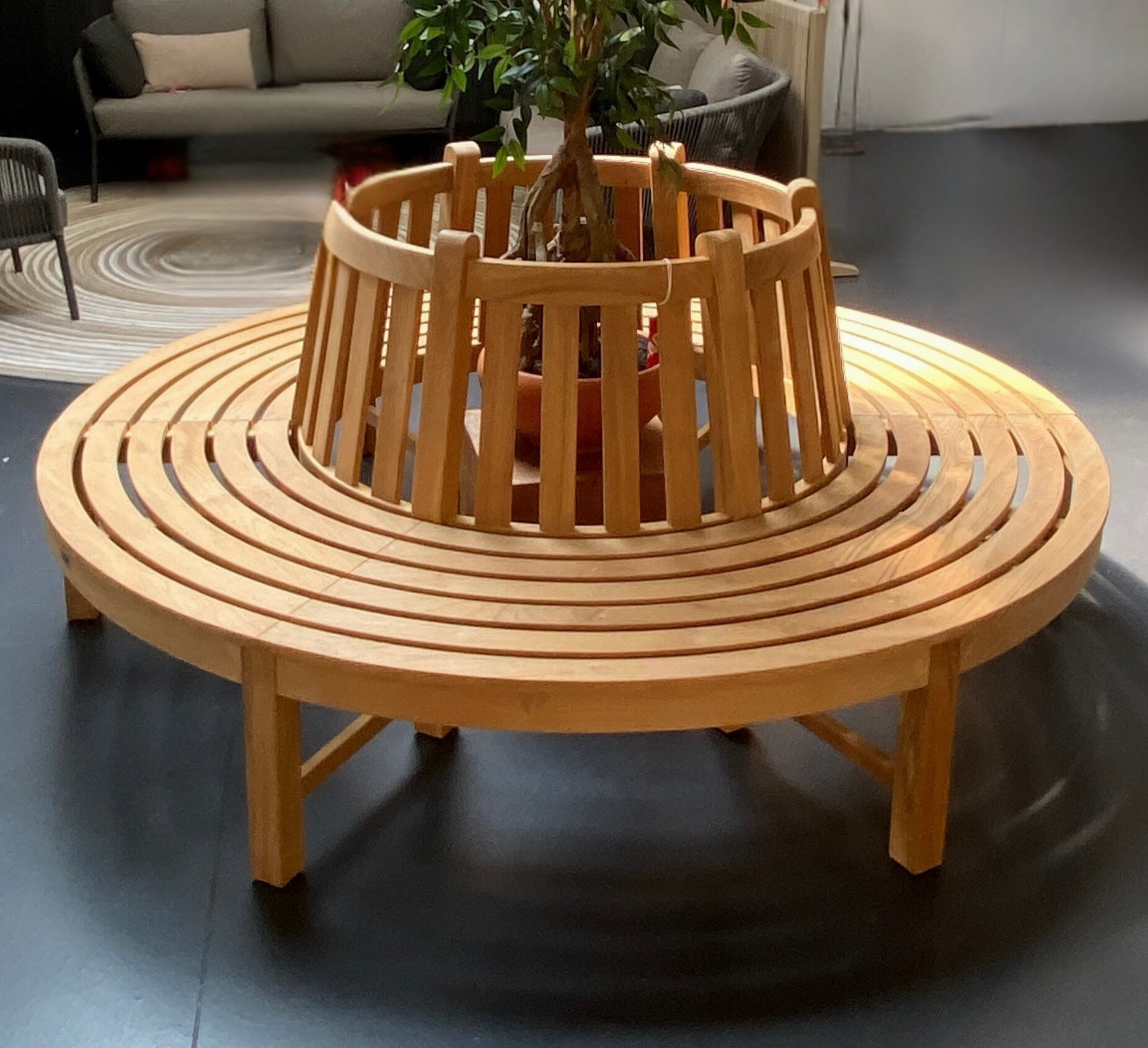 Boombank Beatrice Traditional Teak