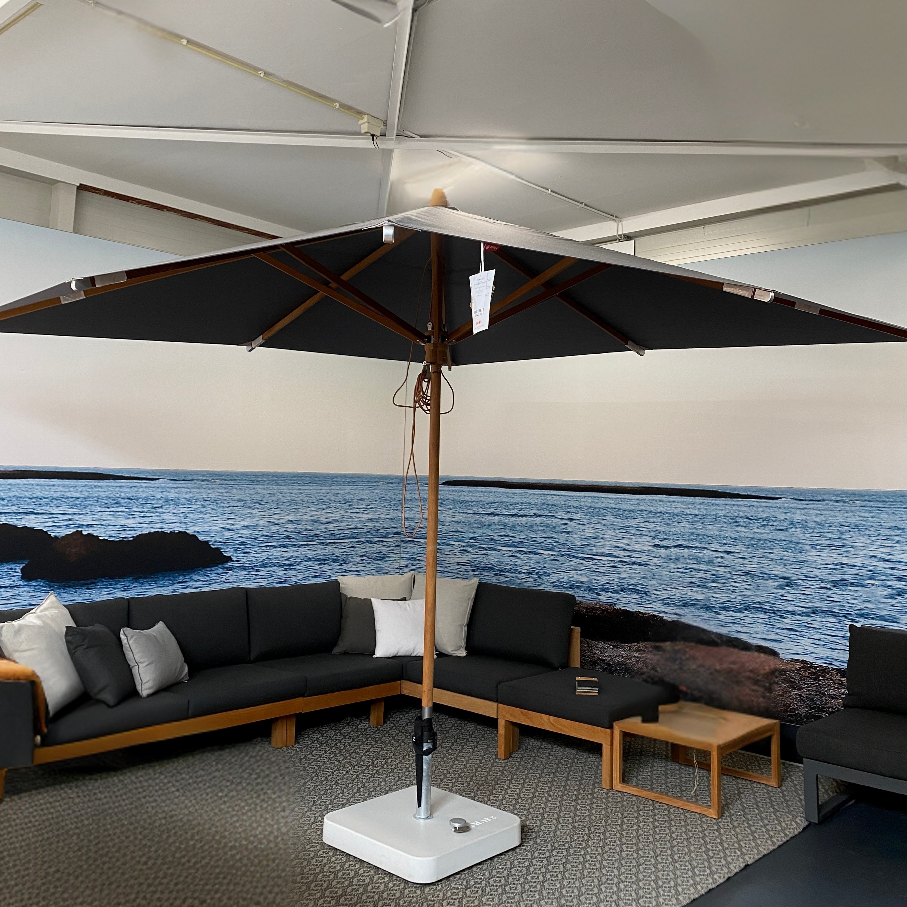 Houtstokparasol Glatz teakwood 330x330 cm.