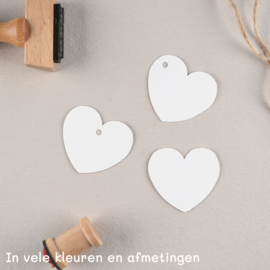 Labels hartje met of zonder gaatje en persoonlijke tekst