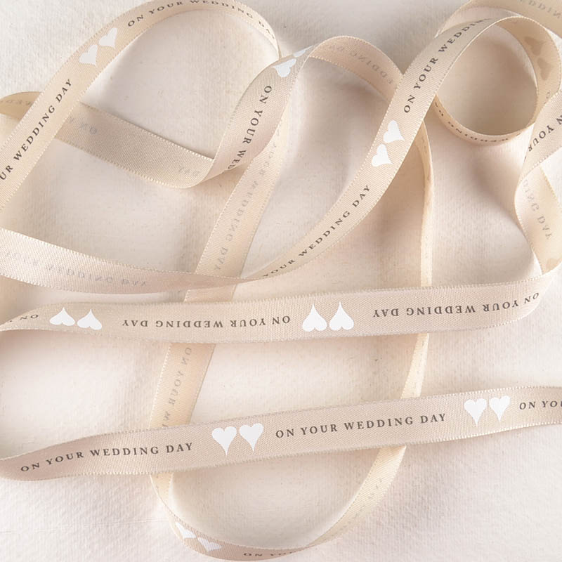 Lint On Your Wedding Day – Licht Taupe