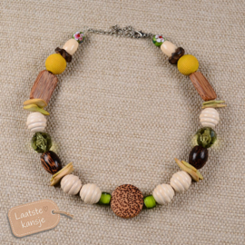 Ketting met Houten en Acryl Kralen in Natuurtinten