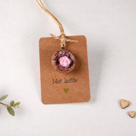 Kraft Cadeaukaartje met Eikeldopje en Roosje