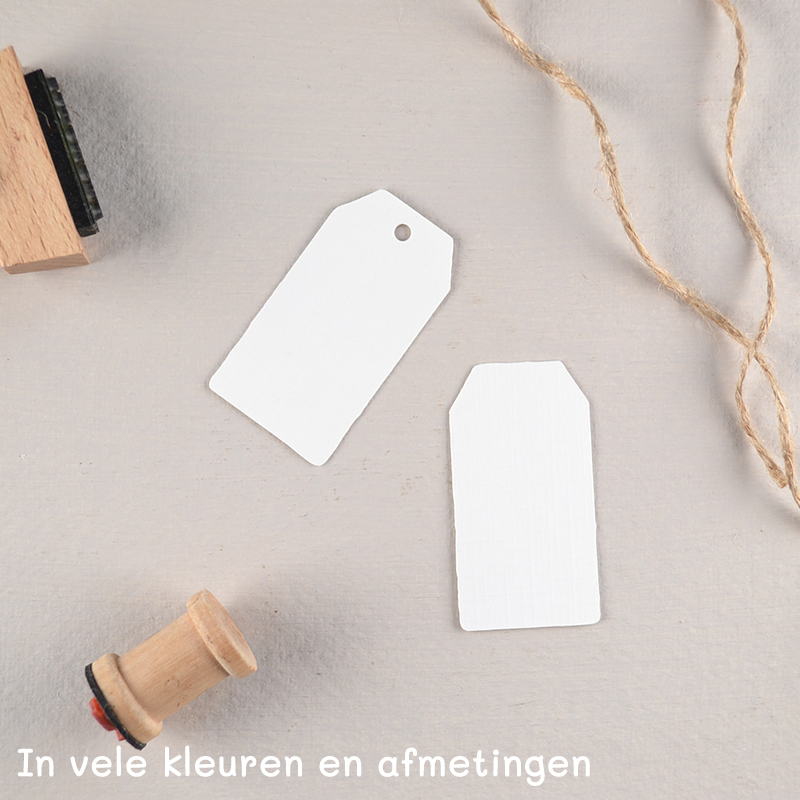 Standaard Label in Kleur – Met Gaatje, Touwtje en Eigen Tekst