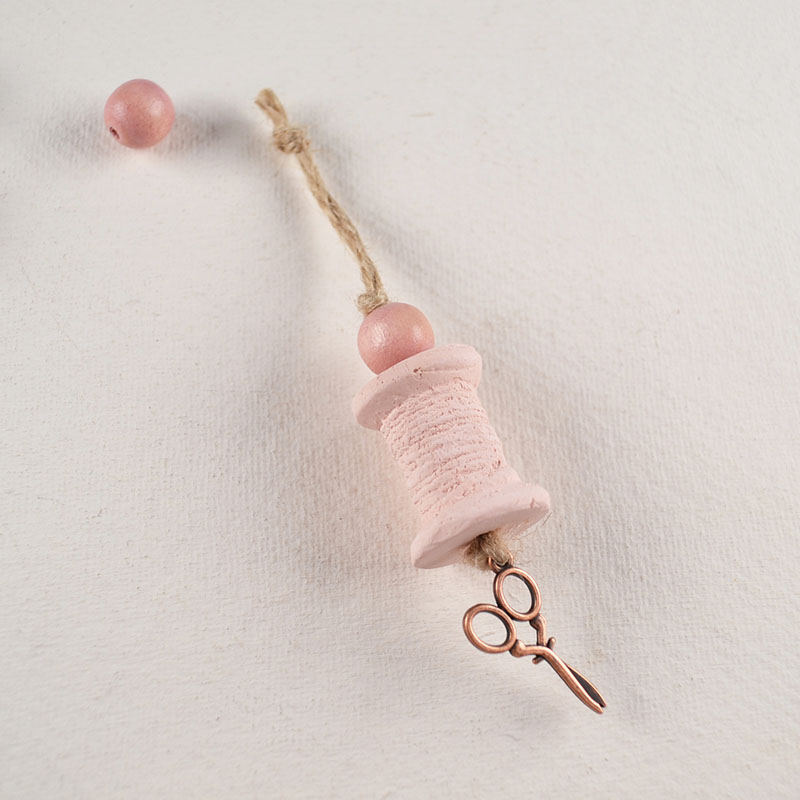 Geursteentje Klosje met Kraaltje & Koperen Schaartje – Magnolia