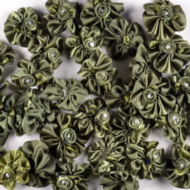 Satijnen Bloem Oudgroen met Parel