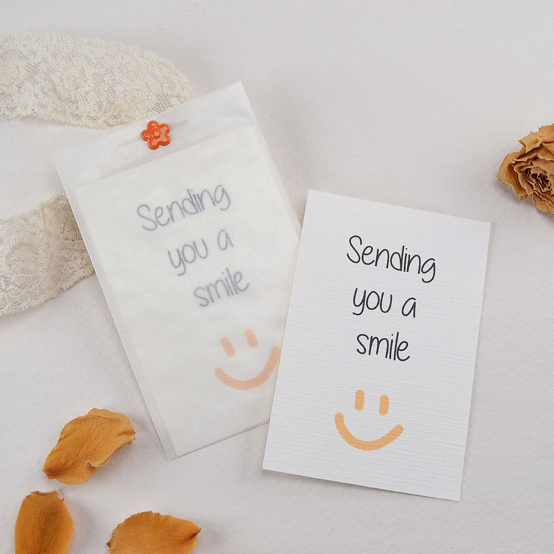 Kaartje Sending You a Smile – In Loonzakje