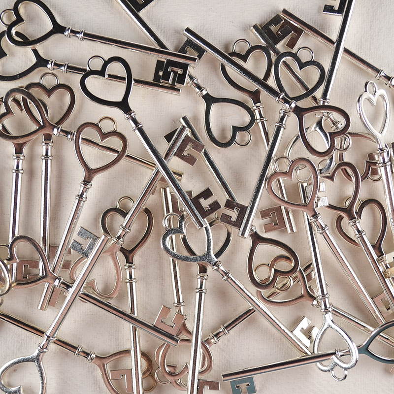Sleutel Metaal Zilver – Vintage Sleutel met Hartje