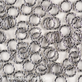 Gevlochten Metalen Ring – Zilverkleur