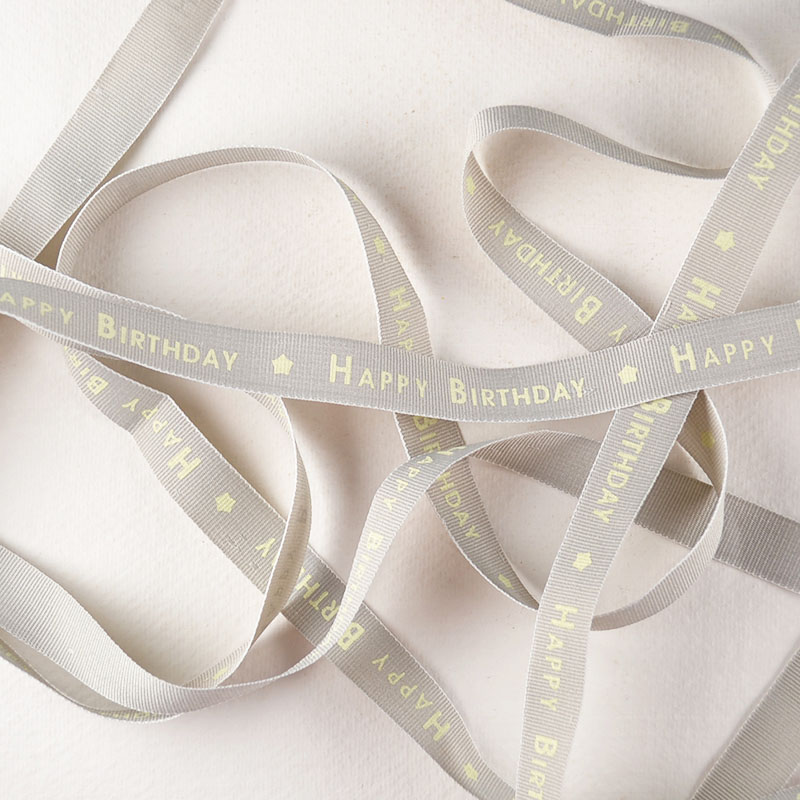 Lint Happy Birthday – Lichtgrijs met Lichtgeel