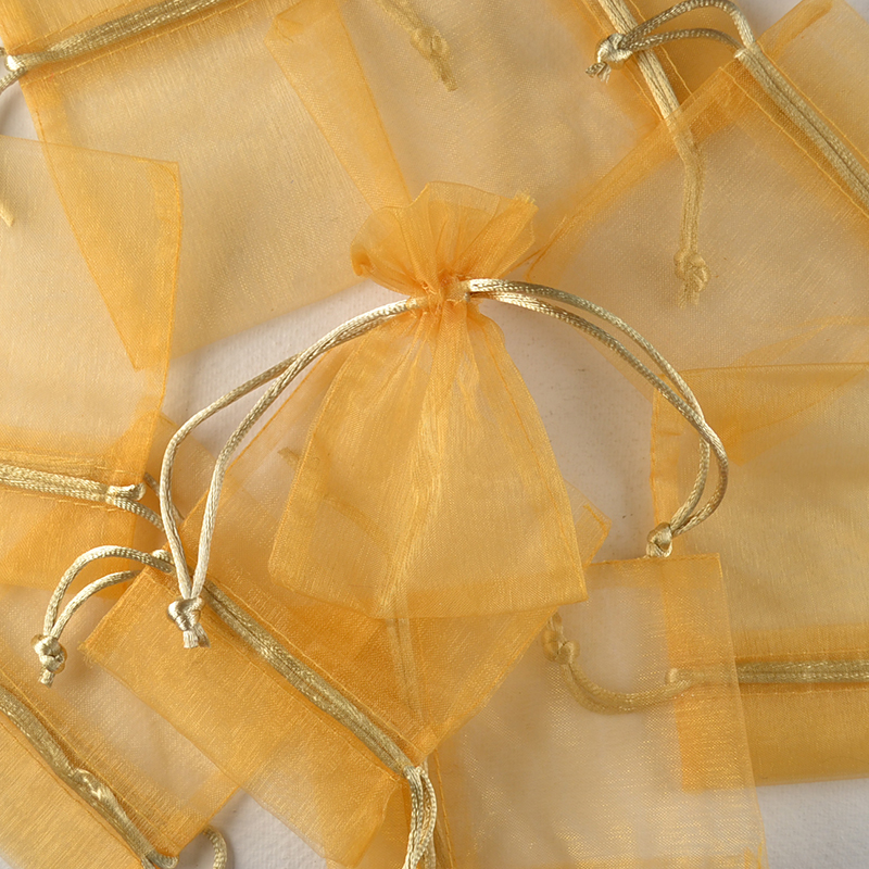 Luxe organza zakje goud