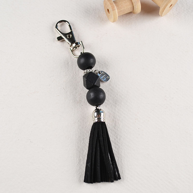 Sleutel- of Tashanger met Kwastje, Houten Kralen en Handmade Bedel