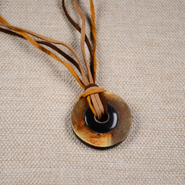 Lange Ketting met Ronde Hanger in Aardetinten