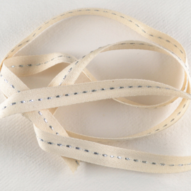 Lint, stiknaad zilver