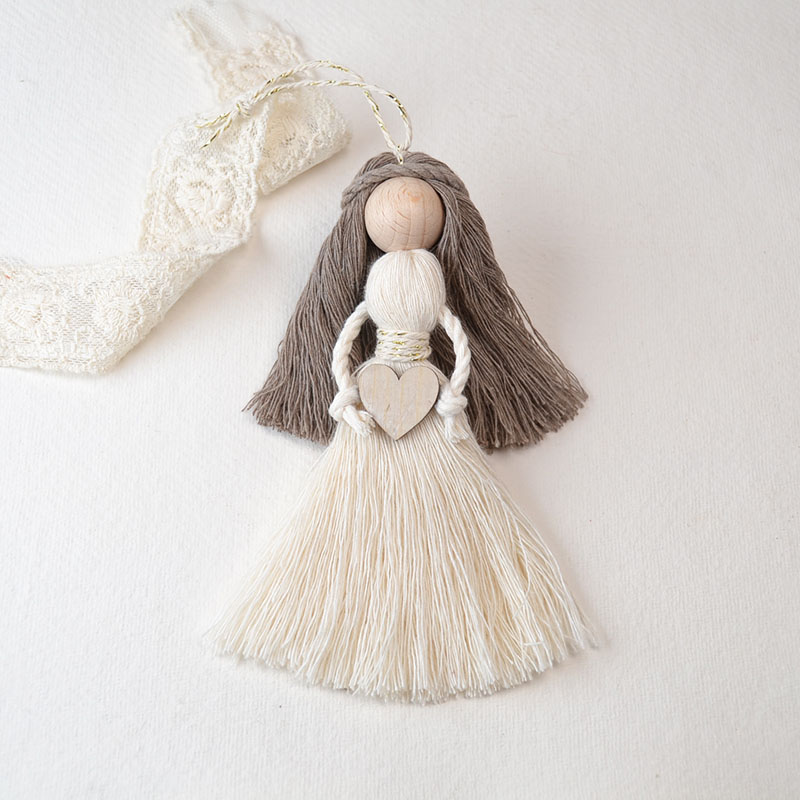 Macramé Poppetje met Hartje – Vrouwtje in Naturel & Taupe