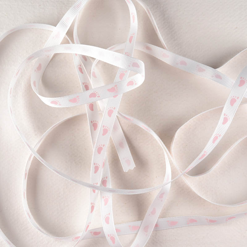 Lint Wit met Babyvoetjes – Lichtroze