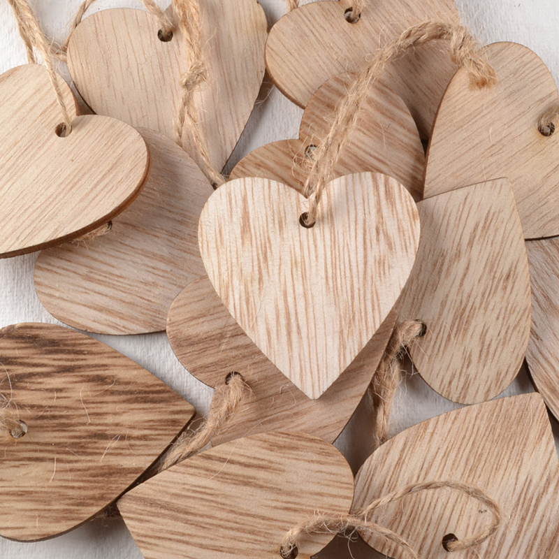 Hartje Hout – Lichtbruin met Gaatje en Touwtje