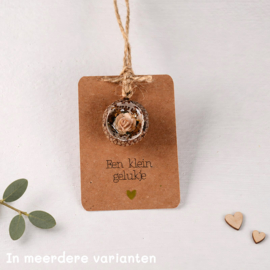 Kraft Cadeaukaartje met Eikeldopje en Roosje