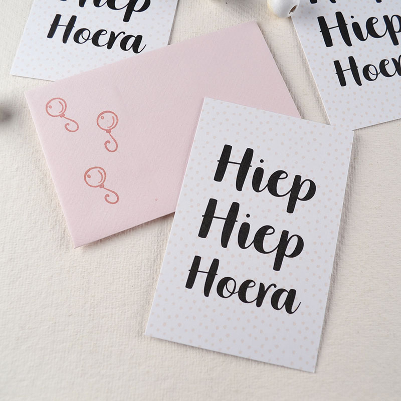 Vrolijk Kaartje – Hiep Hiep Hoera