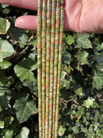Heishi Unakite | 4.5 x 2 mm | streng van 40 cm - 150 st.
