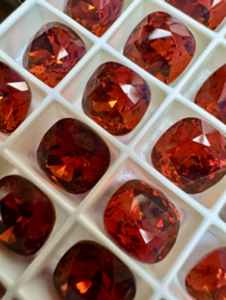 SWAROVSKI ELEMENTS Fancy Stone 4470 Square
