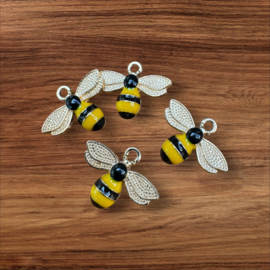 Bee Bedels 17.5 x 22.5mm | per 4 st