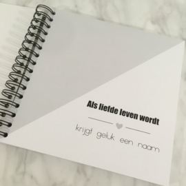 Invulboek mijn eerste jaar - geel