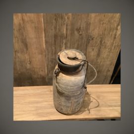 Oude pot uit India