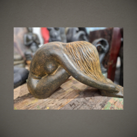 Beeld Vrouw roest finish | Gietsteen 100 cm breed