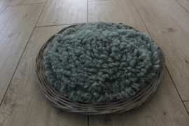 Ronde ruffle blanket brushed alpaca saliegroen