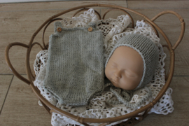 Newborn setje rompertje met bonnet stonewashed crystal quartz