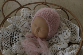 Newborn bonnet melody alpaca poeder roze