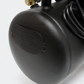 Luchtcompressor perslucht met 24L tankvolume 8 bar 200l/m