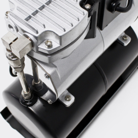 Airbrush compressor AF189A met waterafscheider en drukregelaar